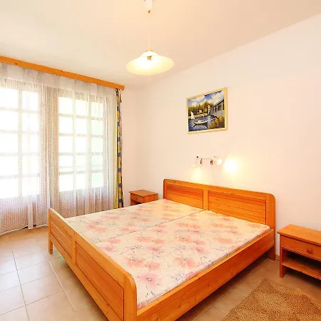 Apartment Balaton A2001 *